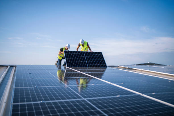 Best Solar Panel Roofing Installation  in Vandalia, OH